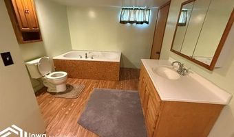 1317 E Commercial St, Algona, IA 50511