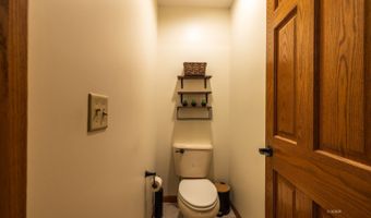 8850 Lavelle Rd, Athens, OH 45701