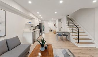 922 8TH St NE, Washington, DC 20002