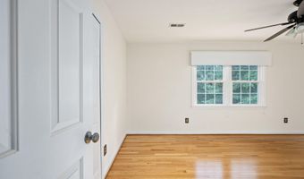 43232 WAYSIDE Cir, Ashburn, VA 20147