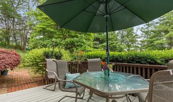 4 Wilbur Rd, Lincoln, RI 02865