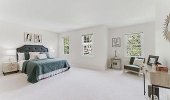 9103 BRAMBLE Pl, Annandale, VA 22003