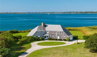 8 Taylor's Ln N, Little Compton, RI 02837