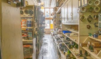 105 E. 2nd St, Alcester, SD 57001