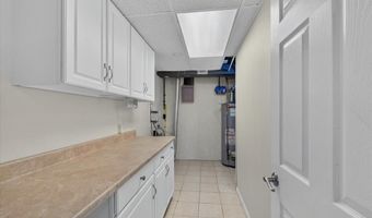930 Bellestri Dr, Ballwin, MO 63021