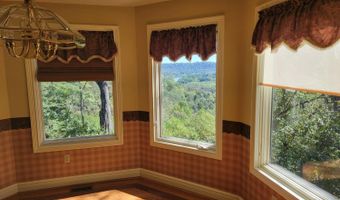 10458 Harmony Hills Dr, Aurora, IN 47001