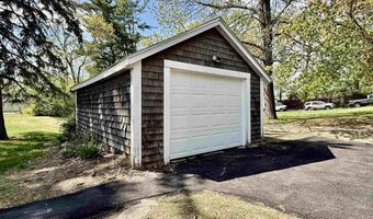516 Hall St, Bow, NH 03304