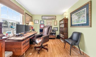 13 Mulcahy Ln, Billerica, MA 01821