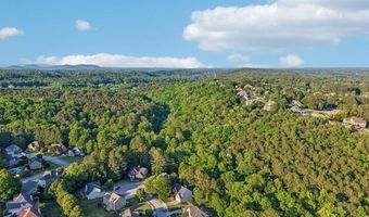 148 Gemstone Ln, Acworth, GA 30101