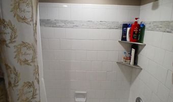 511 N ARMISTEAD St 303, Alexandria, VA 22312