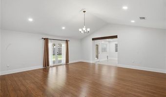 402 AVENUE A, Belle Chasse, LA 70037