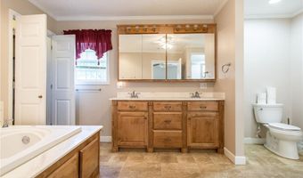 596 Teakwood Rd, Alma, GA 31510