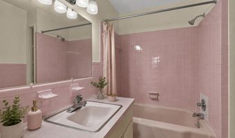 16019 Briarwood Ln, Abingdon, VA 24210