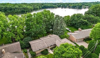 451 Reflection Rd, Apple Valley, MN 55124