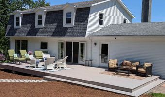 154 West St, Barton, VT 05822
