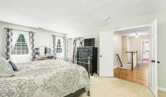78 Deer Run Dr, Colchester, CT 06415