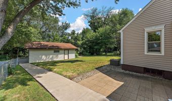 1929 Jerrold Ave, Arden Hills, MN 55112