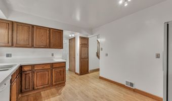 2145 Steeplechase Dr, Ann Arbor, MI 48103