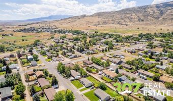2223 Greever St, Cody, WY 82414