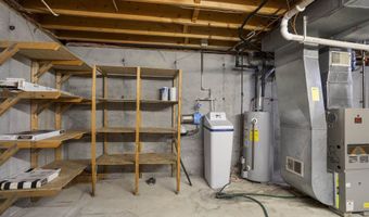 827 E WINDFIELD Pl, Appleton, WI 54911