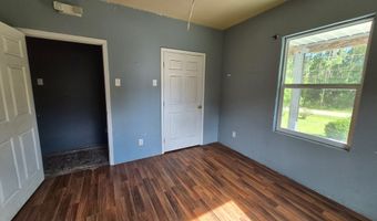 7041 Hancock Dr, Bay St. Louis, MS 39520