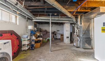 915 N 9th St, Atchison, KS 66002