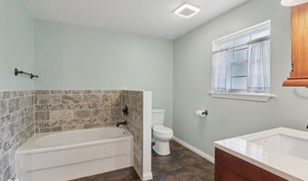 151 South St, Southport, IN 46227