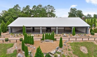 1020 Thomas Rd, Benton, TN 37307