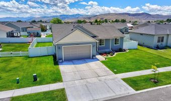 1561 Petersburg Dr, Chubbuck, ID 83202