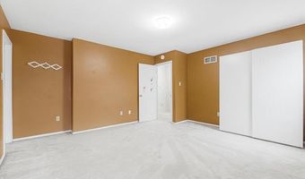 208 Kylewood Ct, Ballwin, MO 63021