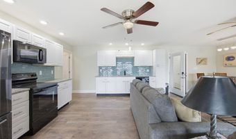 22125 Driftwood Ln, Abingdon, VA 24211