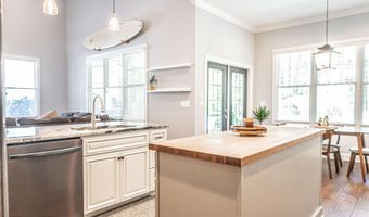 211 Campbell St, Aberdeen, NC 28315