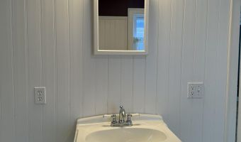 16 Pearl St, Brandon, VT 05733