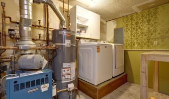 1741 Skilak Cir, Anchorage, AK 99504
