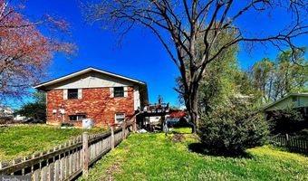 3715 MOSS Dr, Annandale, VA 22003