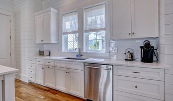 215 Writers Way, Bald Head Island, NC 28461