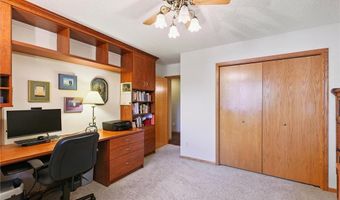 8290 Irvine Ave NW, Annandale, MN 55302