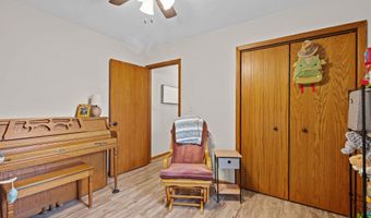 405 W GREENFIELD Ave, Algoma, WI 54201