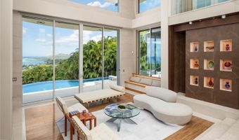 360 Puuikena Dr, Honolulu, HI 96821