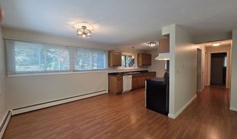 92 Chester Tpke 1St Floor, Auburn, NH 03032