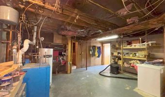 432 Kirby Rd, Burke, VT 05832
