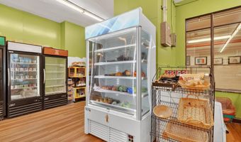 4000 CATHEDRAL Ave NW 842B, Washington, DC 20016