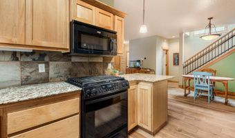 61390 Merriewood Ct, Bend, OR 97702