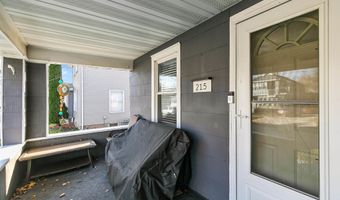215 E WINNEBAGO St, Appleton, WI 54911