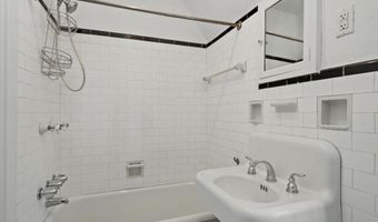 1952 CANTERBURY Rd, Abington, PA 19001