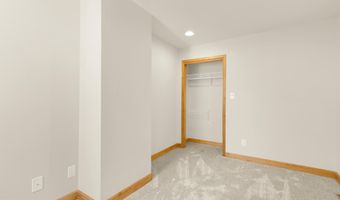 1121 S CLINTON St, Baltimore, MD 21224