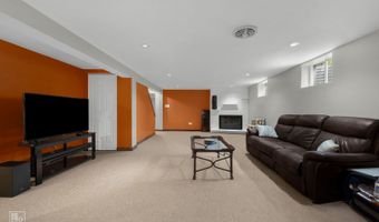 641 E Belmont Ave, Addison, IL 60101