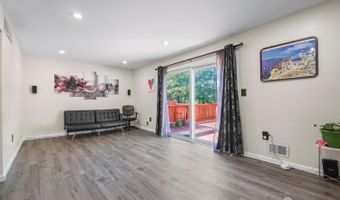 1 Dogwood Ct, Sayreville, NJ 08872
