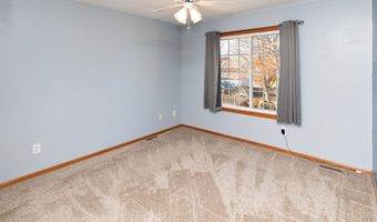 1102 9th Ave SE, Altoona, IA 50009