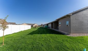 6215 S Vineyard Ave, Sioux Falls, SD 57108